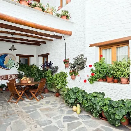 Estrella De Nieves Hotel