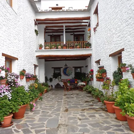 Hotel Estrella De Nieves 3*